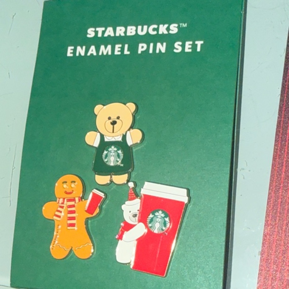Starbucks Green Enamel Pin Set with Bear and Gingerbread